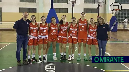 Sub-16 femininos do Santarém Basket vence Ginásio Olhanense