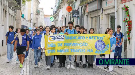 Arruada pelos Direitos das Crianças mobilizou 650 participantes em Santarém