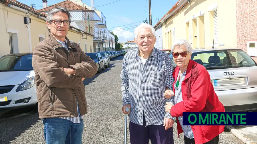 Em Vialonga há um beco onde não entram carros dos bombeiros