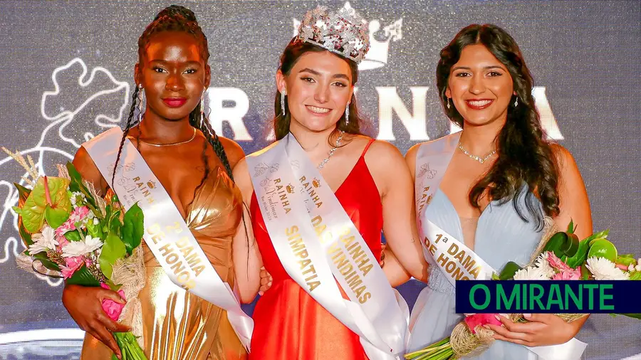 Leonor Ribeiro é a nova Rainha das Vindimas de Rio Maior Leonor Ribeiro é a nova Rainha das Vindimas de Rio Maior