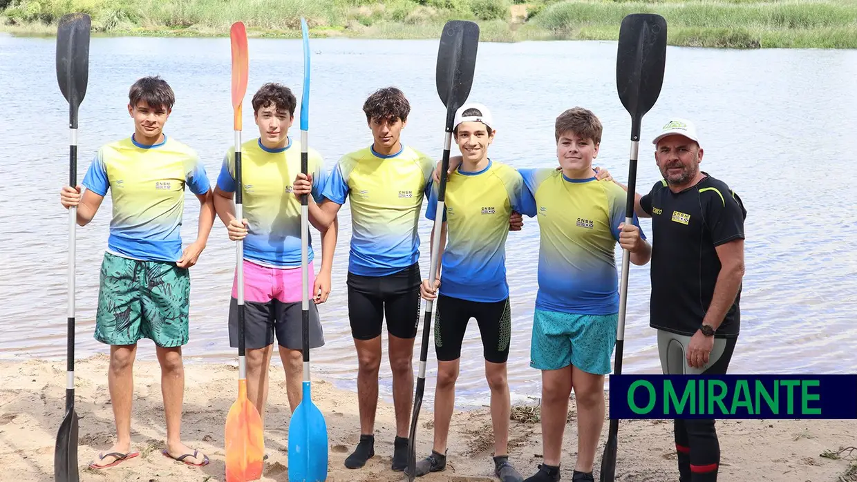 Encontro de canoagem na Praia Doce em Salvaterra de Magos