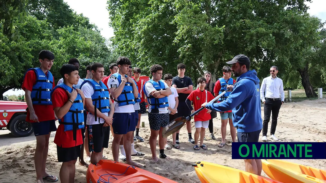 Encontro de canoagem na Praia Doce em Salvaterra de Magos