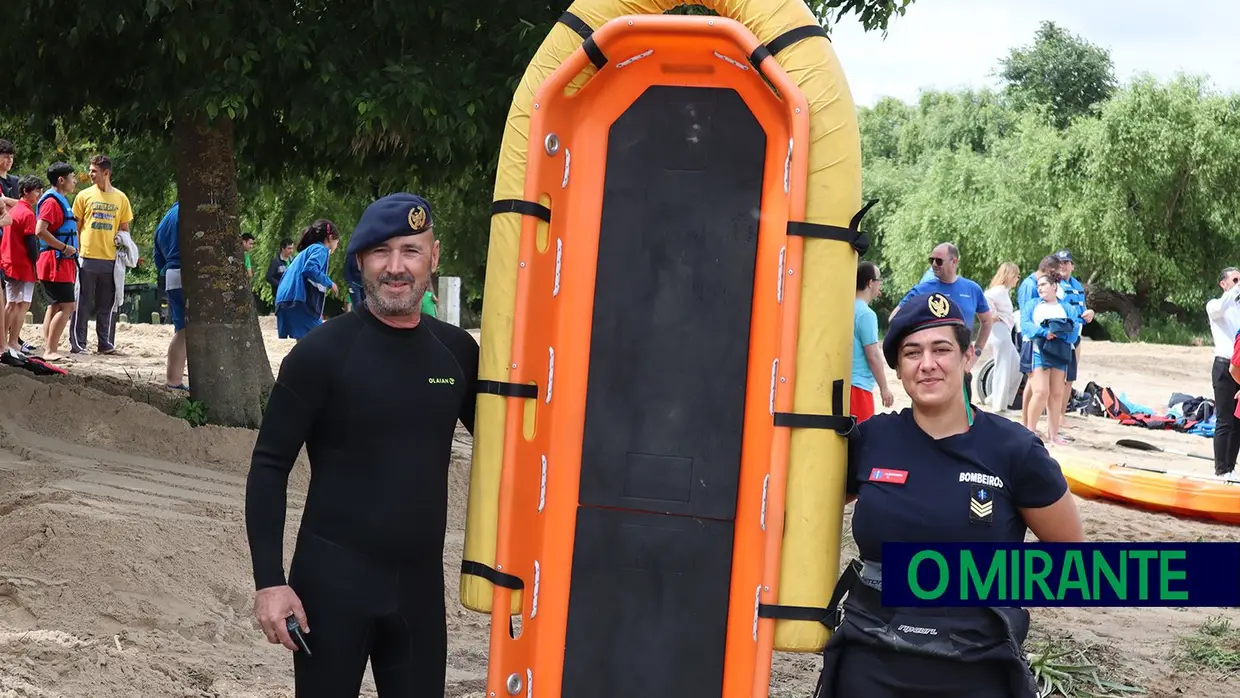 Encontro de canoagem na Praia Doce em Salvaterra de Magos