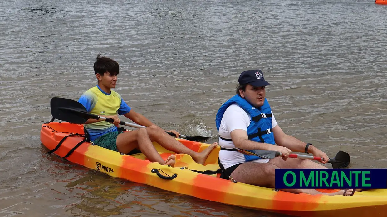 Encontro de canoagem na Praia Doce em Salvaterra de Magos