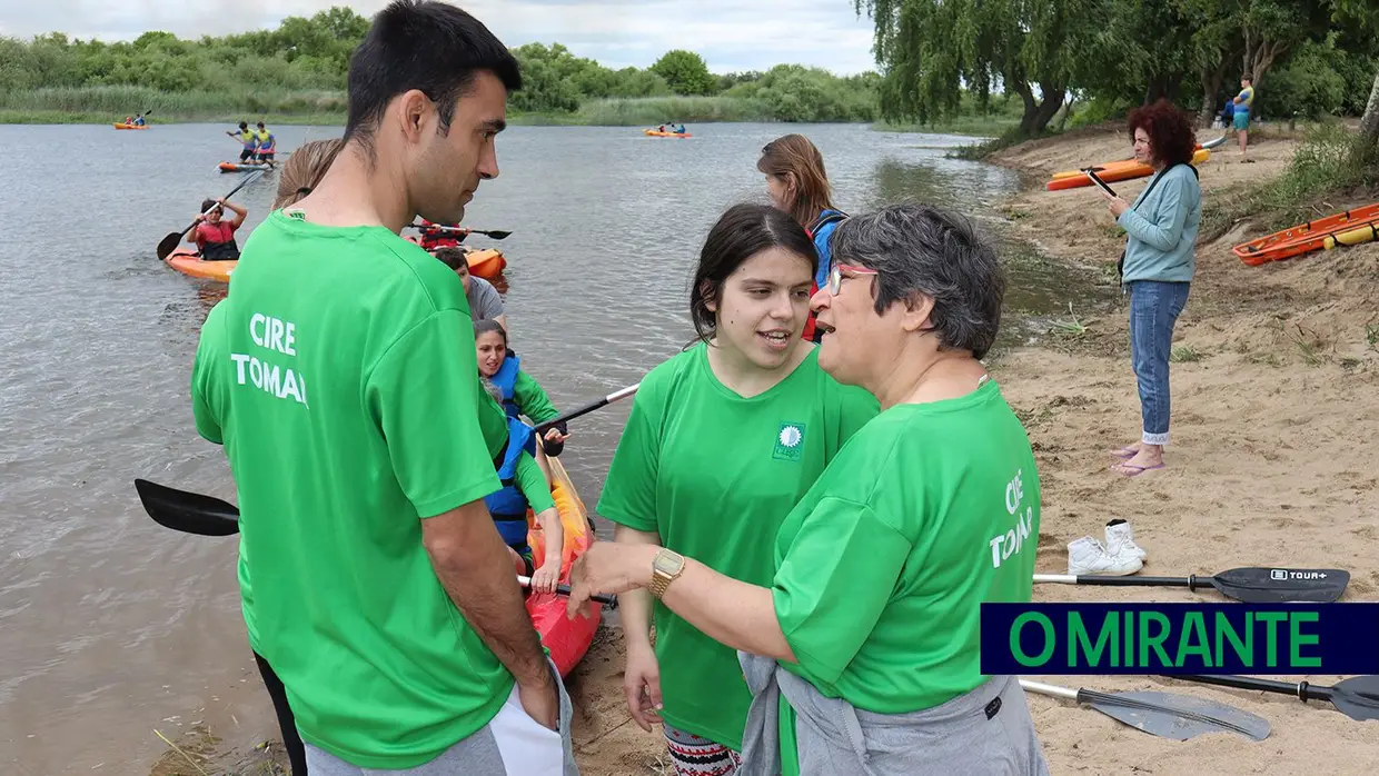 Encontro de canoagem na Praia Doce em Salvaterra de Magos