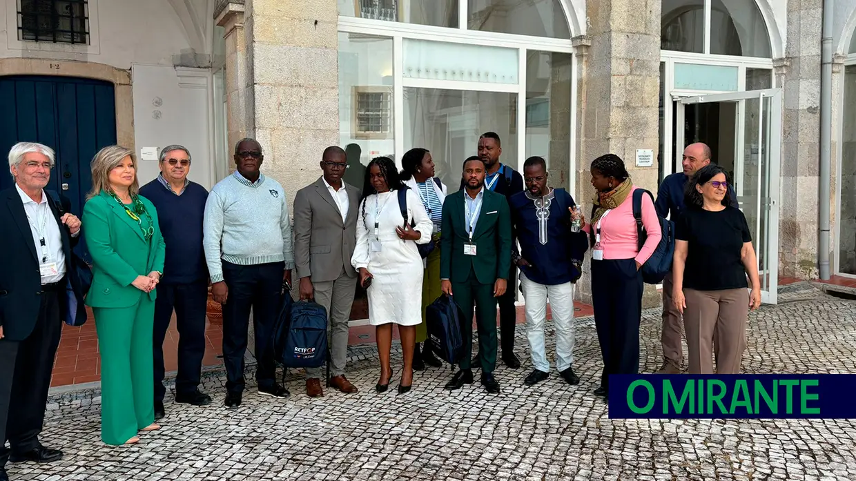 Delegação de Angola visita Escola Profissional do Vale do Tejo