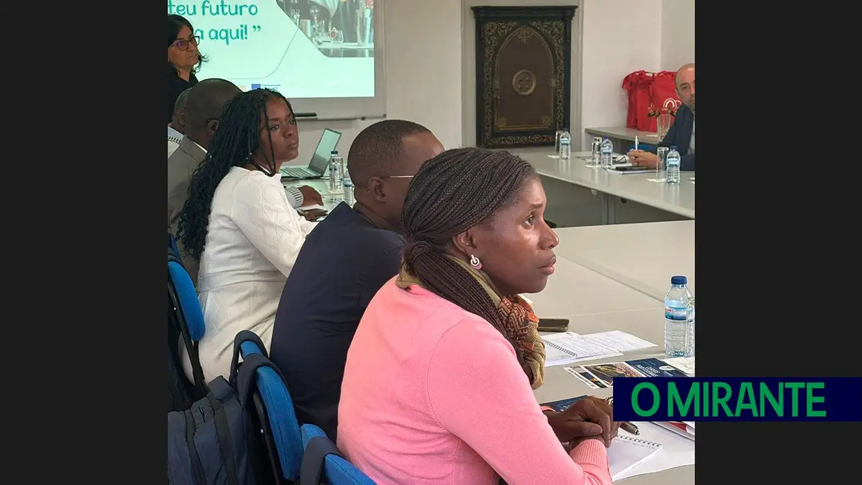 Delegação de Angola visita Escola Profissional do Vale do Tejo