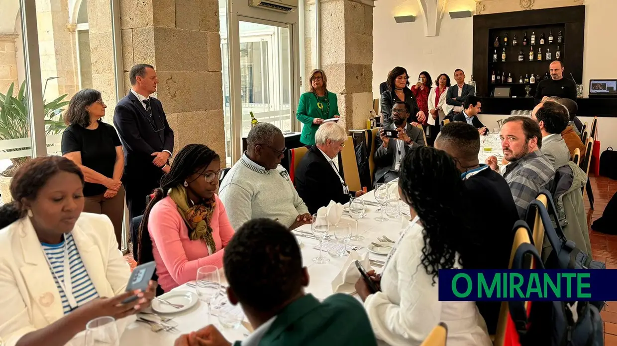 Delegação de Angola visita Escola Profissional do Vale do Tejo