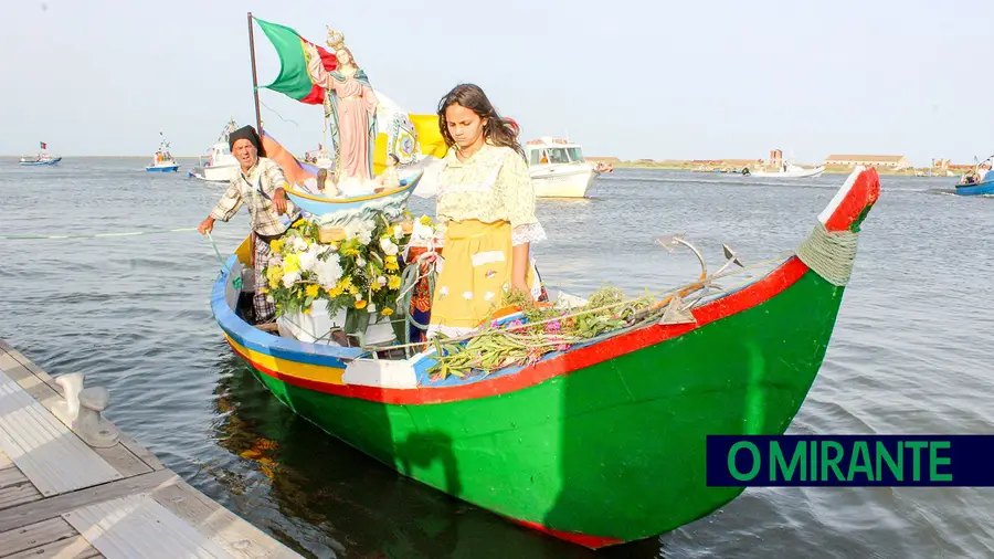 Peregrinação fluvial pelo Tejo une populações ribeirinhas da região Peregrinação fluvial pelo Tejo une populações ribeirinhas da região