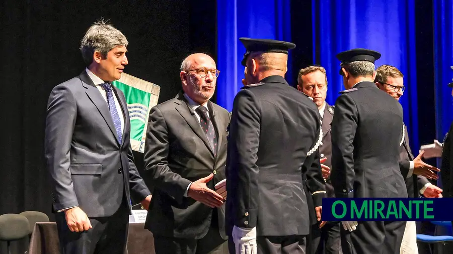 PSP de Santarém festejou aniversário no Cartaxo com pedido de mais efectivos e melhores infraestruturas PSP de Santarém festejou aniversário no Cartaxo com pedido de mais efectivos e melhores infraestruturas