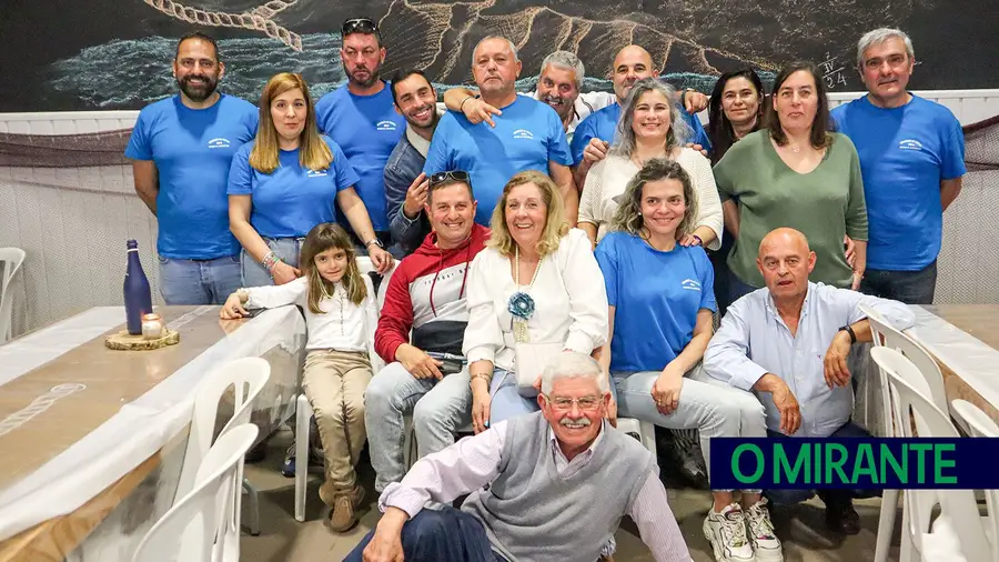 A comissão de festas dos Casais da Amendoeira 2024 A comissão de festas dos Casais da Amendoeira 2024