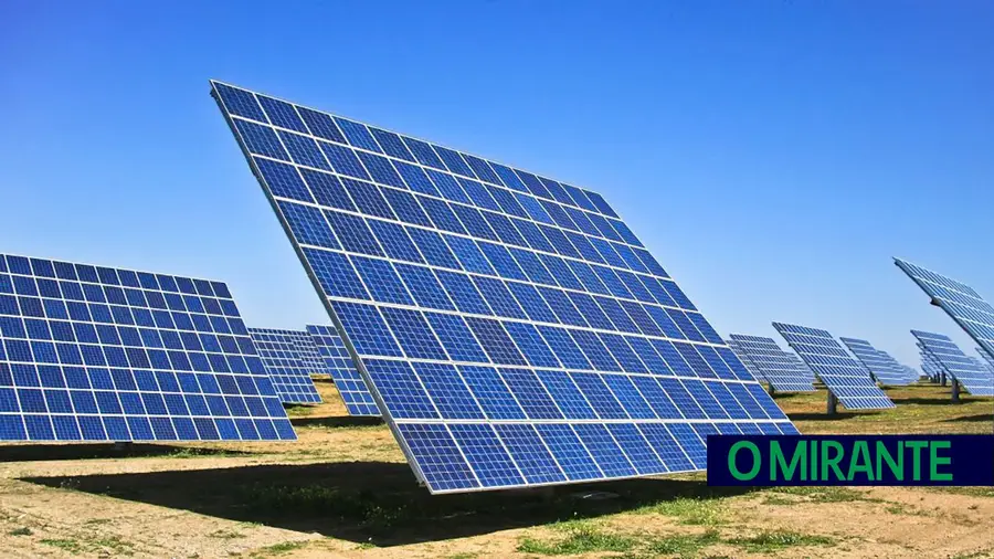 Nova central fotovoltaica em Abrantes vai envolver investimento de 19 milhões de euros Nova central fotovoltaica em Abrantes vai envolver investimento de 19 milhões de euros