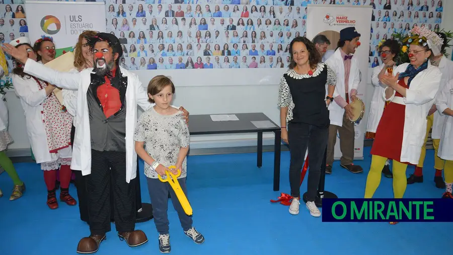 Doutores palhaços chegaram ao hospital de Vila Franca de Xira Doutores palhaços chegaram ao hospital de Vila Franca de Xira