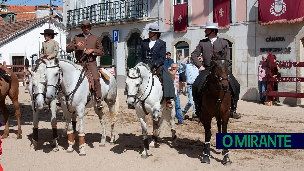 Momento alto da Feira de Maio em Azambuja é a homenagem ao campino