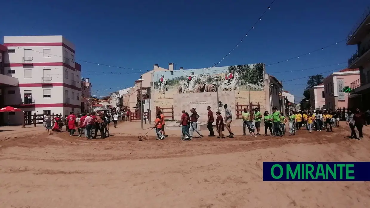 Momento alto da Feira de Maio em Azambuja é a homenagem ao campino