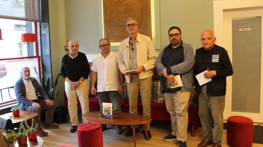 Vítor Tomé: o homem que engraxou sapatos a Presidentes da República Vítor Tomé: o homem que engraxou sapatos a Presidentes da República