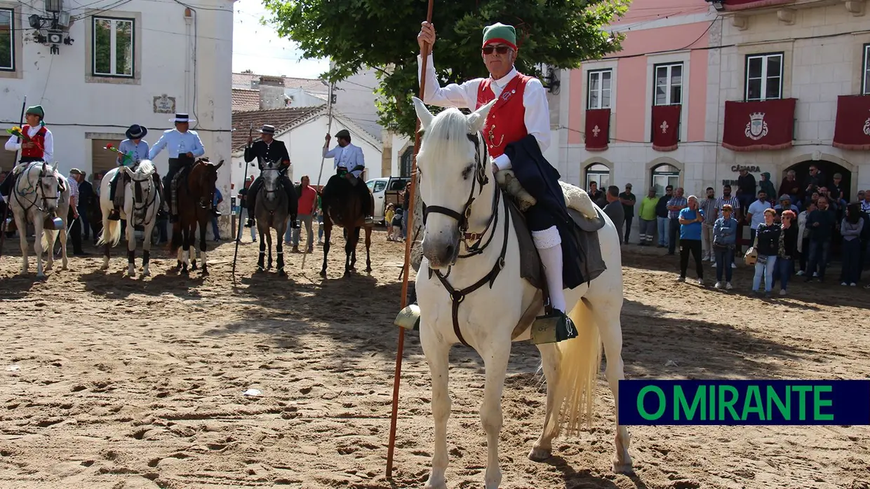 Homenagem ao campino foi momento solene da Feira de Maio em Azambuja