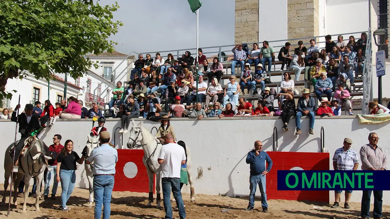 Homenagem ao campino foi momento solene da Feira de Maio em Azambuja