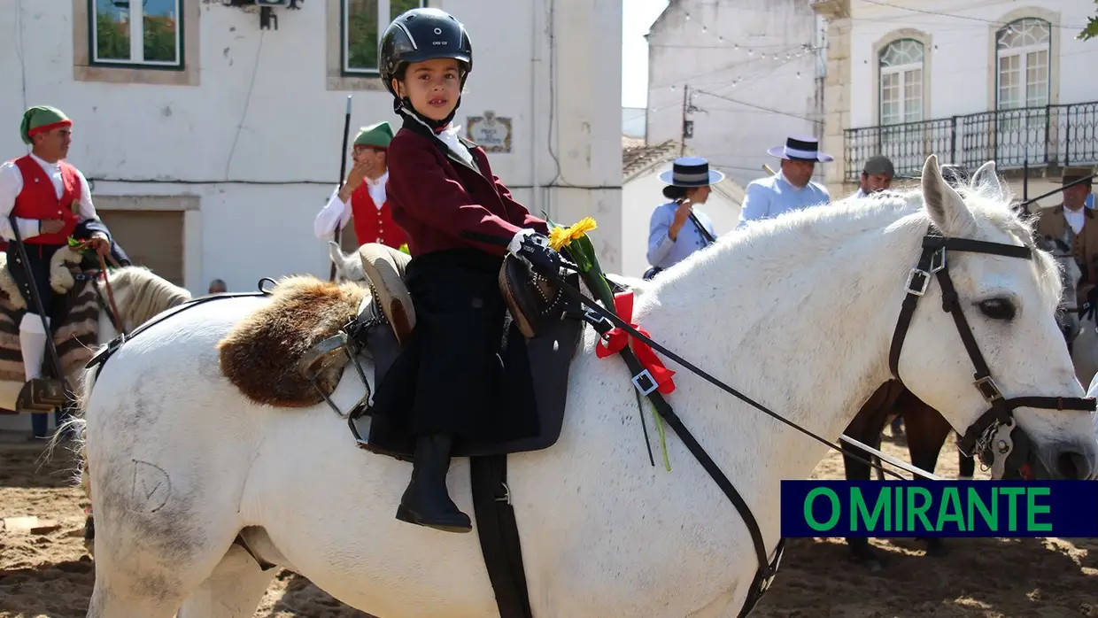 Homenagem ao campino foi momento solene da Feira de Maio em Azambuja