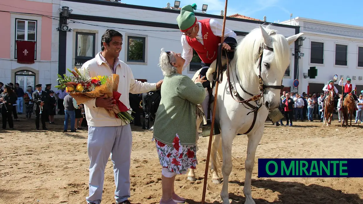 Homenagem ao campino foi momento solene da Feira de Maio em Azambuja