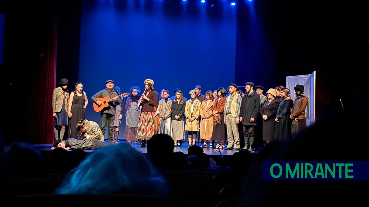 Companhia de Teatro Templários enche o Cineteatro Paraíso