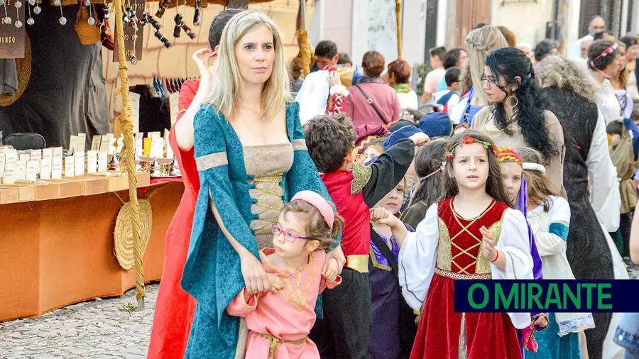 CBEI leva mercado medieval às ruas de Vila Franca de Xira CBEI leva mercado medieval às ruas de Vila Franca de Xira
