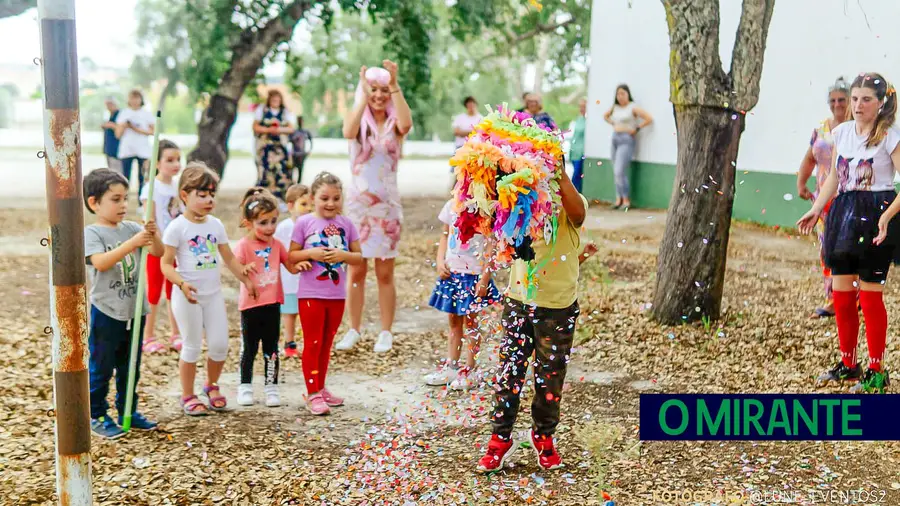 Associação da Fajarda organiza festa solidária no Dia da Criança Associação da Fajarda organiza festa solidária no Dia da Criança