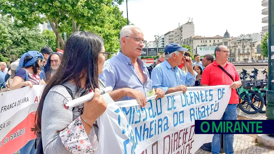 Utentes de saúde da região endurecem a luta e vão entregar abaixo-assinado Utentes de saúde da região endurecem a luta e vão entregar abaixo-assinado