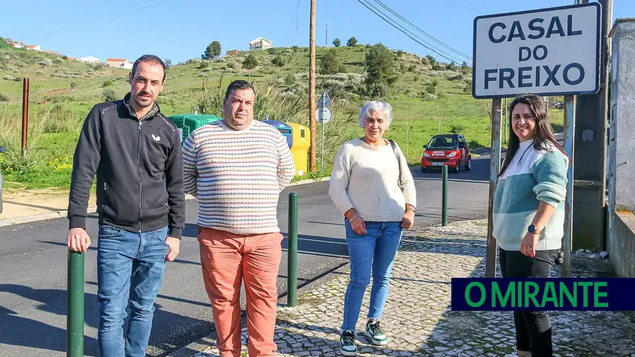 Autarcas de Vialonga pedem respostas para problemas de trânsito em Casal do Freixo Autarcas de Vialonga pedem respostas para problemas de trânsito em Casal do Freixo