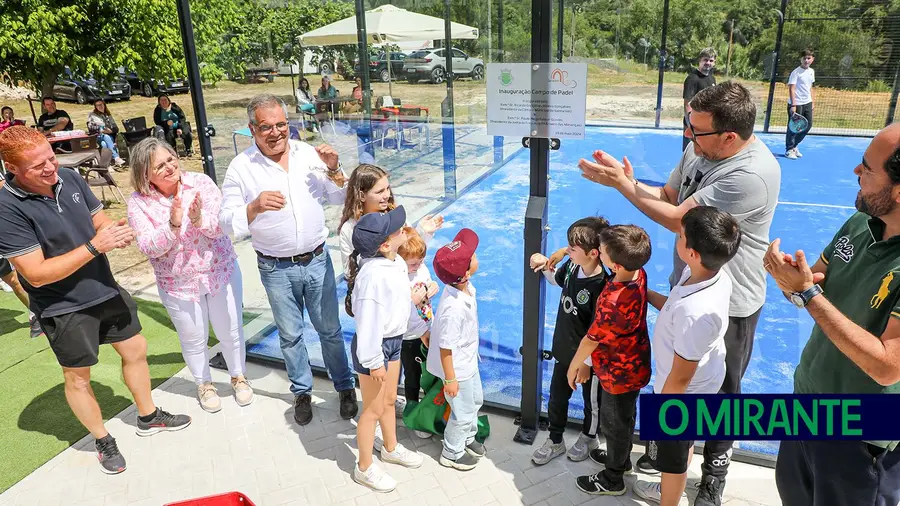 Campo de padel inaugurado no Arneiro das Milhariças