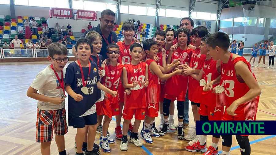 Sub-12 do Santarém Basket vencem Grande Torneio distrital