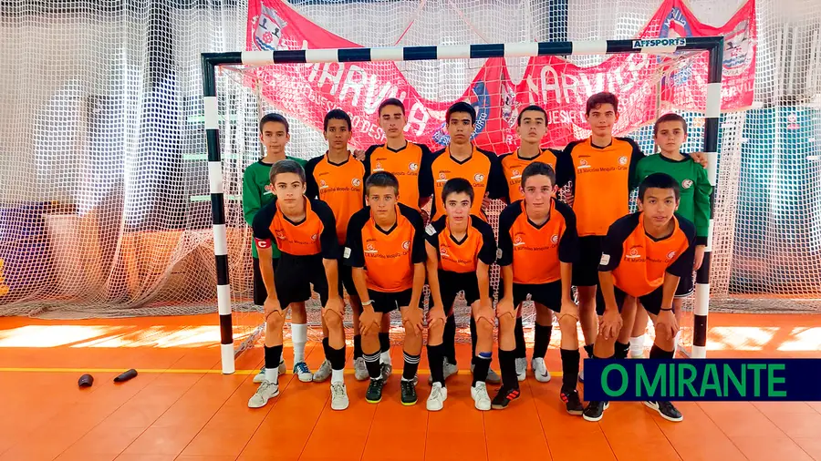 Alunos do Cartaxo sagraram-se vice-campeões regionais em futsal
