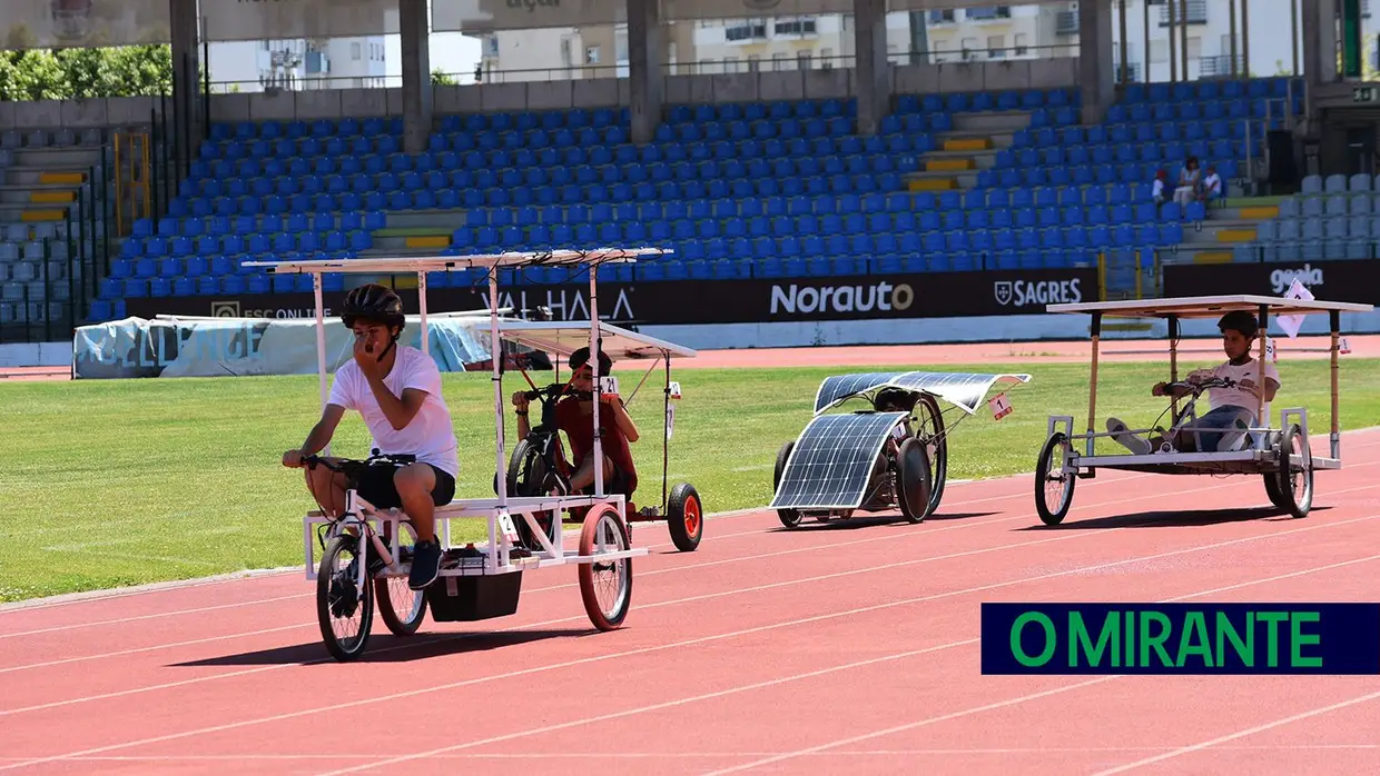 EPRM vence 9.º grande corrida de carros movidos a energia solar