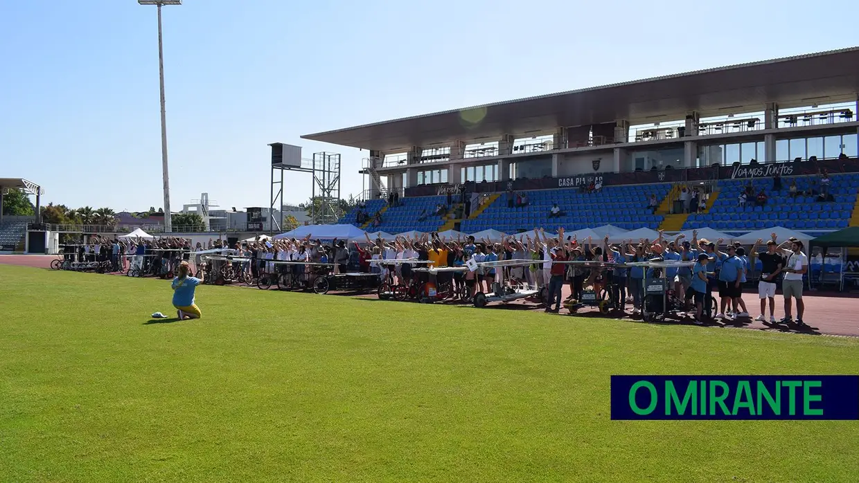 EPRM vence 9.º grande corrida de carros movidos a energia solar