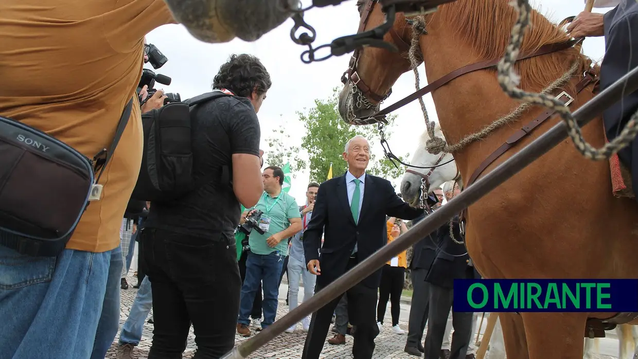 Feira Nacional de Agricultura inaugurada com visita rápida do Presidente da República