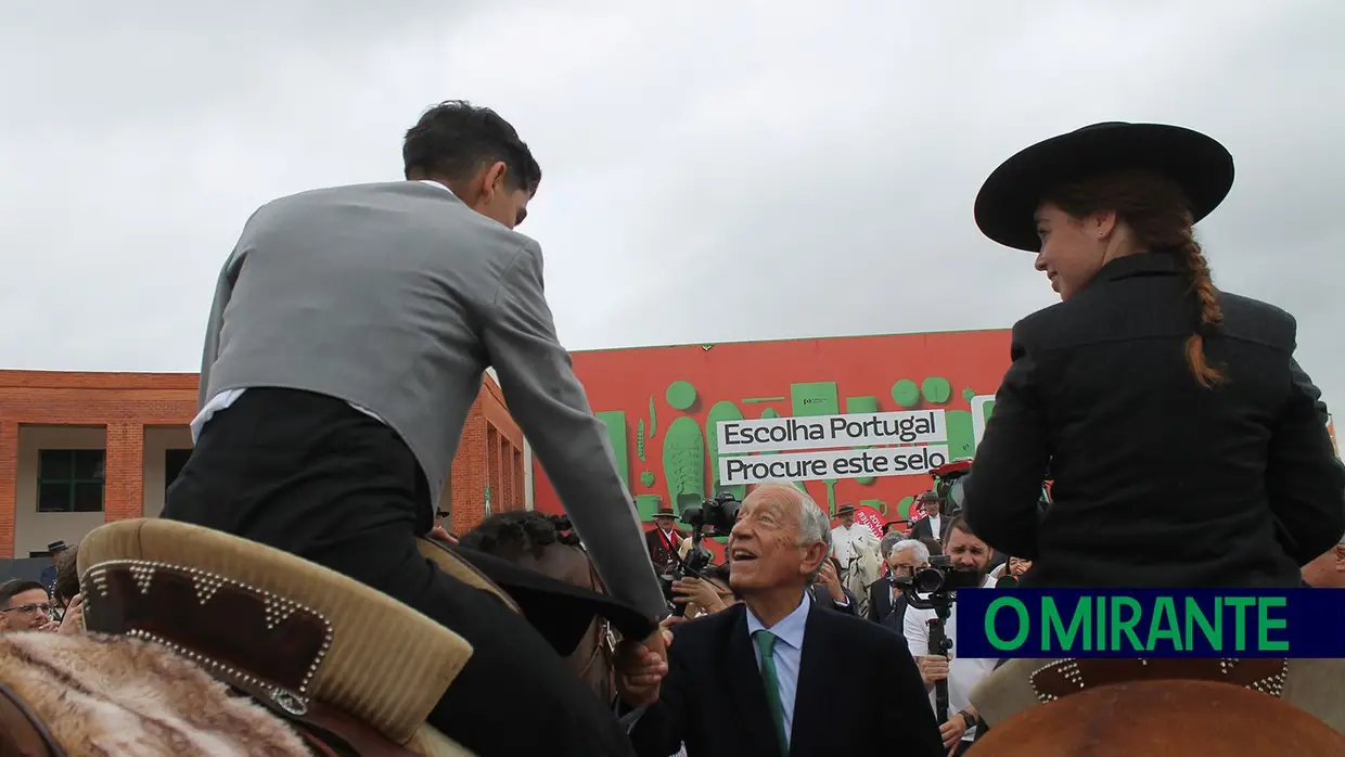 Feira Nacional de Agricultura inaugurada com visita rápida do Presidente da República