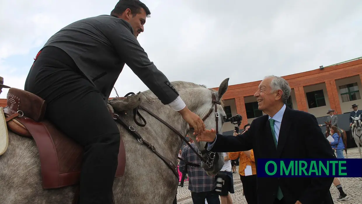 Feira Nacional de Agricultura inaugurada com visita rápida do Presidente da República