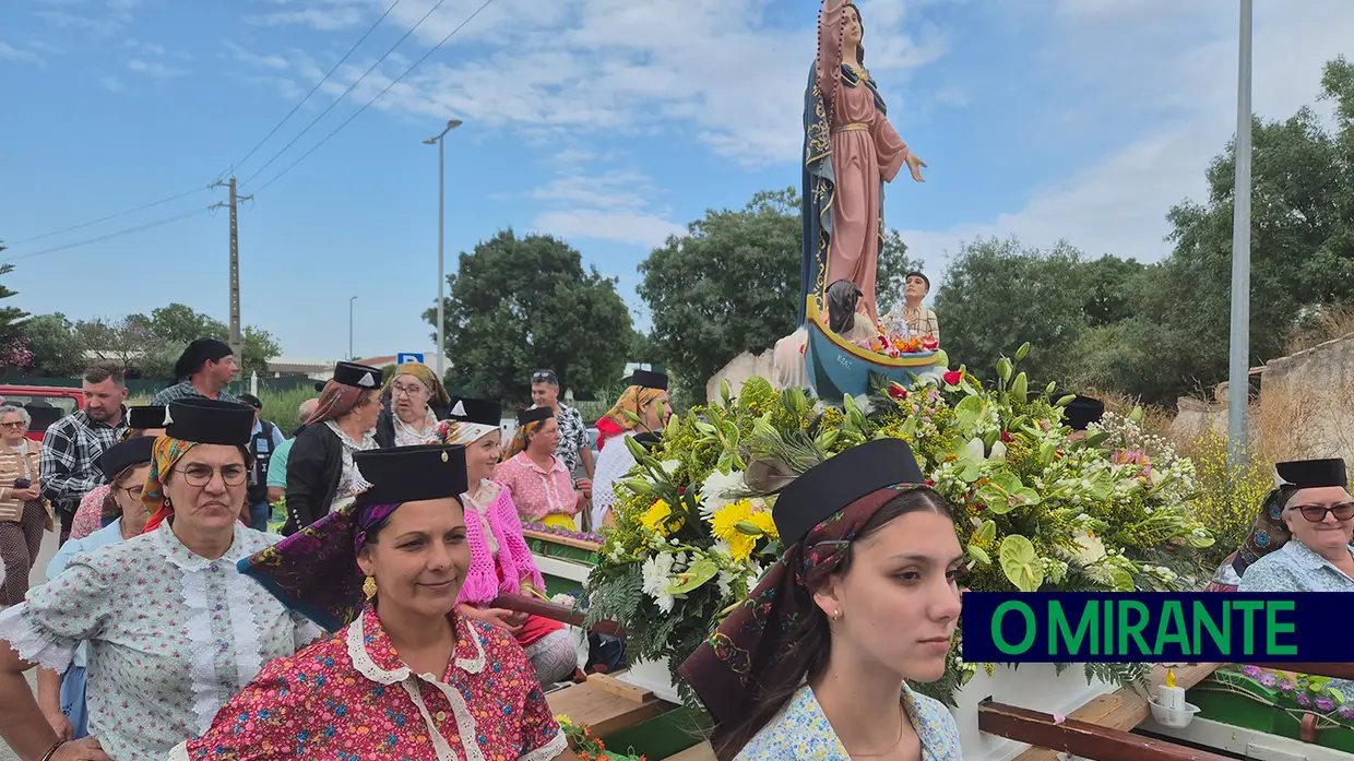 Azambuja recebeu com emoção famílias avieiras no Cruzeiro Religioso e Cultural do Tejo