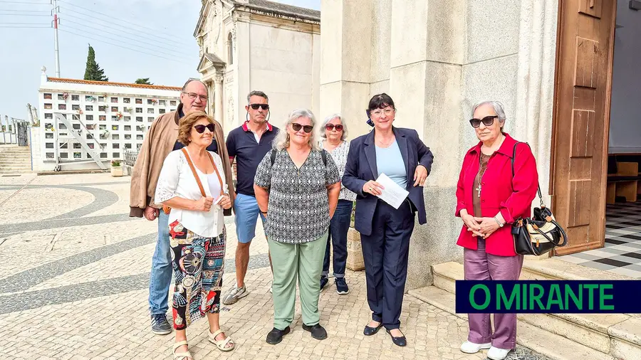 Visitas guiadas revelam segredos do cemitério de Vila Franca de Xira