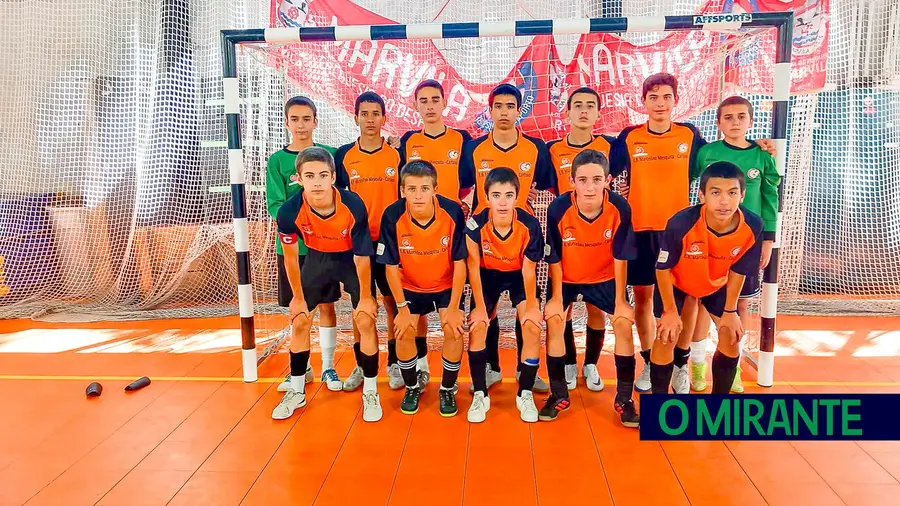 Alunos do Cartaxo sagraram-se vice-campeões regionais em futsal