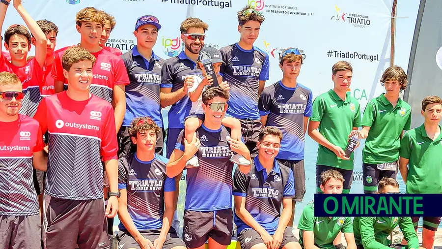 Clube de Natação de Torres Novas vence etapa do Nacional de Clubes Clube de Natação de Torres Novas vence etapa do Nacional de Clubes