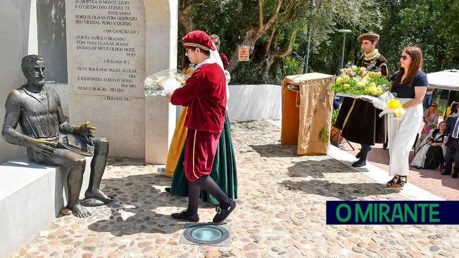 Constância pede apoios para dar dignidade e actividade diária à Casa Memória de Camões Constância pede apoios para dar dignidade e actividade diária à Casa Memória de Camões