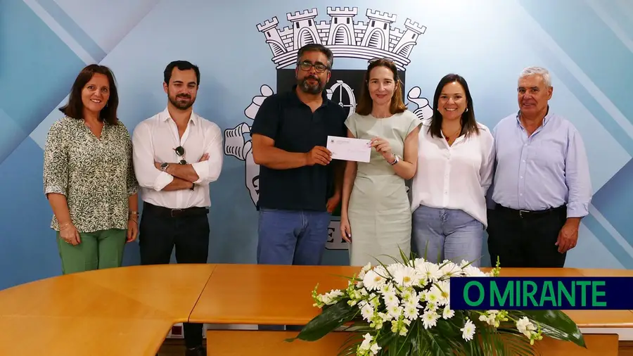 Centro Social de São Domingos com apoio municipal para arranjar telhado Centro Social de São Domingos com apoio municipal para arranjar telhado