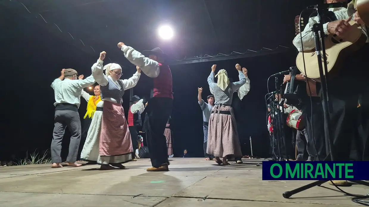 Porto Alto viveu com entusiasmo noite de folclore