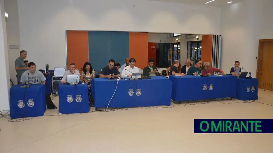 Bom Sucesso deu primeiro passo de elevação a vila sem moradores a assistir Bom Sucesso deu primeiro passo de elevação a vila sem moradores a assistir
