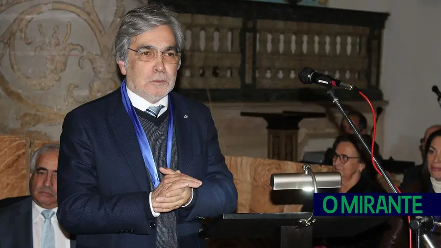 José Miguel Noras lança livros e doa receita de vendas à Misericórdia de Santarém