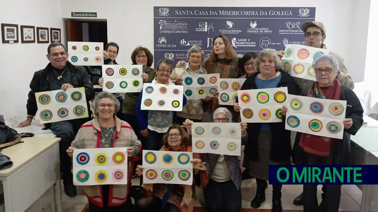 Alunos da Academia Sénior da Golegã mostram a sua arte