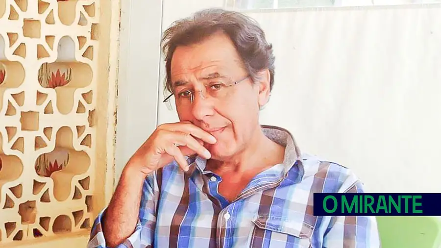 Morreu o oftalmologista Custódio Jacinto pioneiro de uma rede de ópticas Morreu o oftalmologista Custódio Jacinto pioneiro de uma rede de ópticas