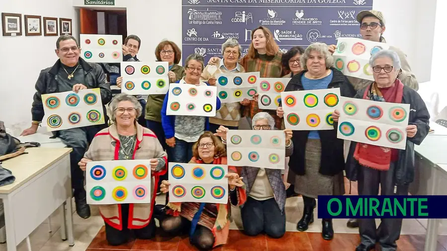 Alunos da Academia Sénior da Golegã mostram a sua arte Alunos da Academia Sénior da Golegã mostram a sua arte