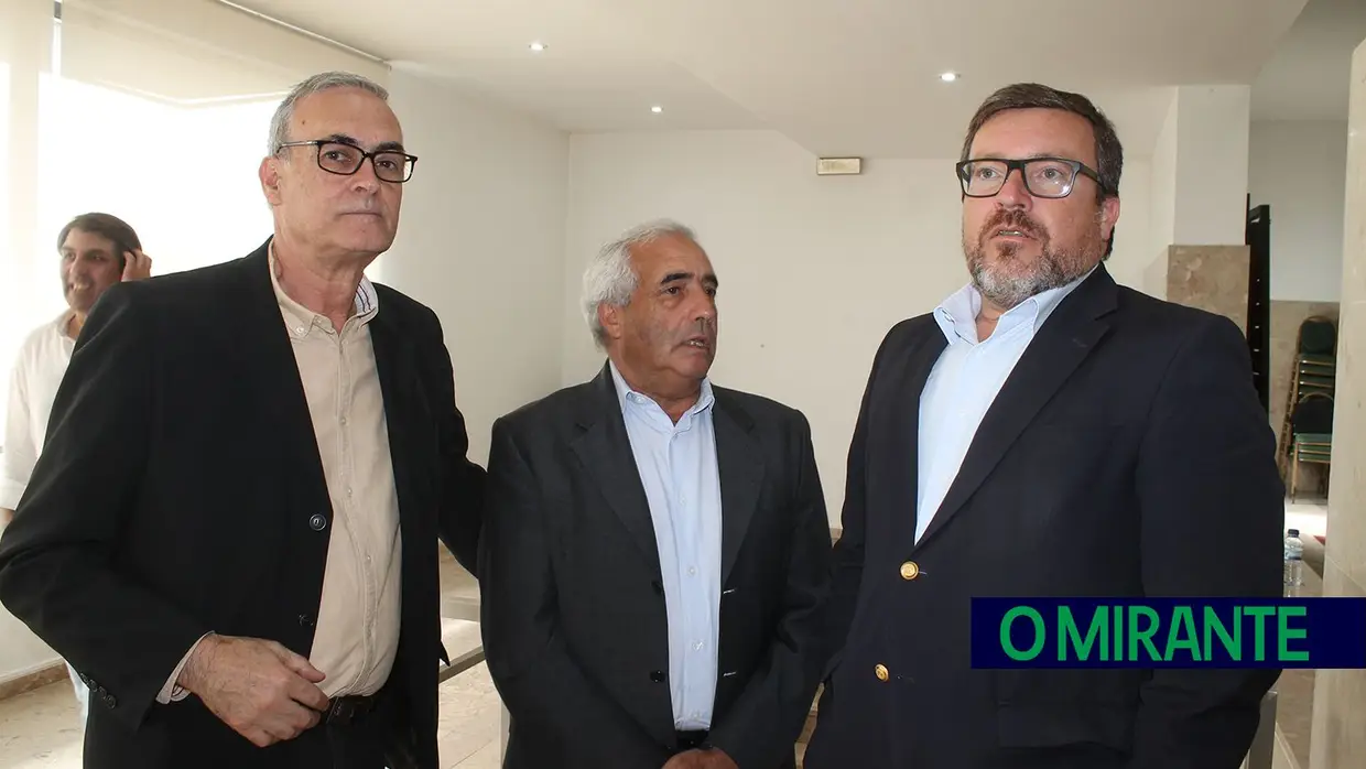 Ausência de autarcas criticada em conferência da SEDES em Santarém